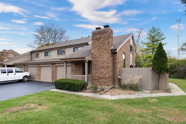 136 Mohawk Trl in Lake Zurich, IL - Building Photo - Building Photo