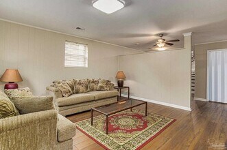 4021 N 12th Ave in Pensacola, FL - Building Photo - Building Photo