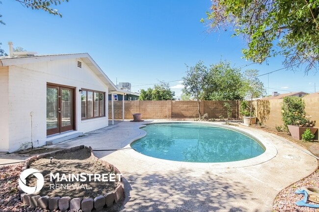 2528 W Bloomfield Rd in Phoenix, AZ - Building Photo - Building Photo