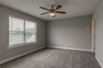 Mode at Melbourne in Melbourne, FL - Building Photo - Building Photo