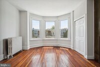 5041 Locust St photo'