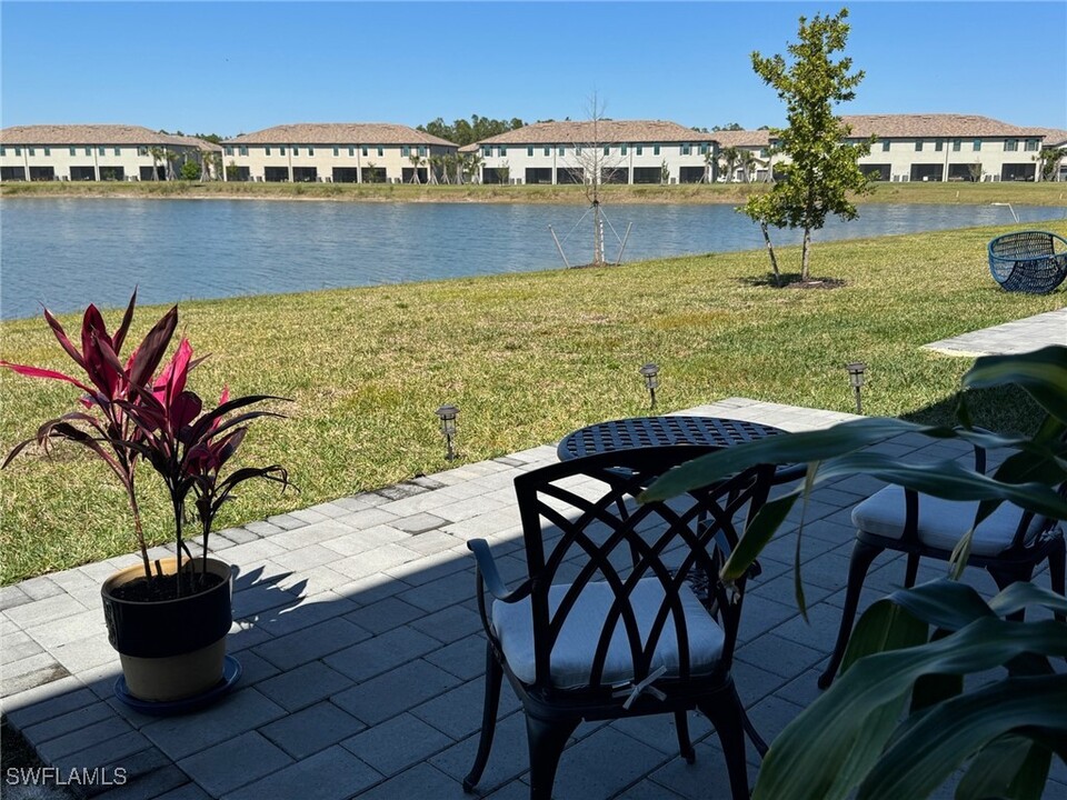 14240 Pine Lodge Ln in Ft. Myers, FL - Building Photo
