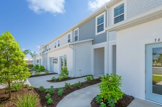 Martinique at Lakewood Ranch in Sarasota, FL - Foto de edificio - Building Photo