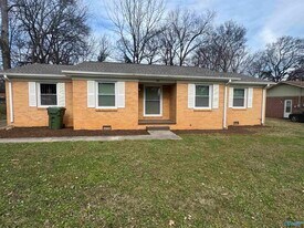 3610 Williamsburg Dr NW in Huntsville, AL - Building Photo