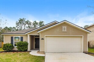 2412 Bonnie Lakes Dr in Green Cove Springs, FL - Building Photo