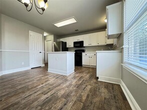 1501 Van Horn Dr in Round Rock, TX - Building Photo - Building Photo