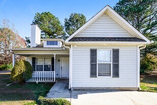 1308 N Hampton Dr in Hampton, GA - Building Photo