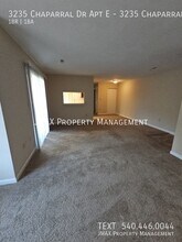 3235 Chaparral Dr in Cave Spring, VA - Building Photo - Building Photo