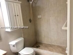 3445 Oak Dr in Hollywood, FL - Building Photo - Building Photo