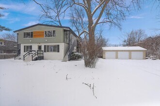 1719 Carver St, Unit 1 in Madison, WI - Building Photo - Building Photo