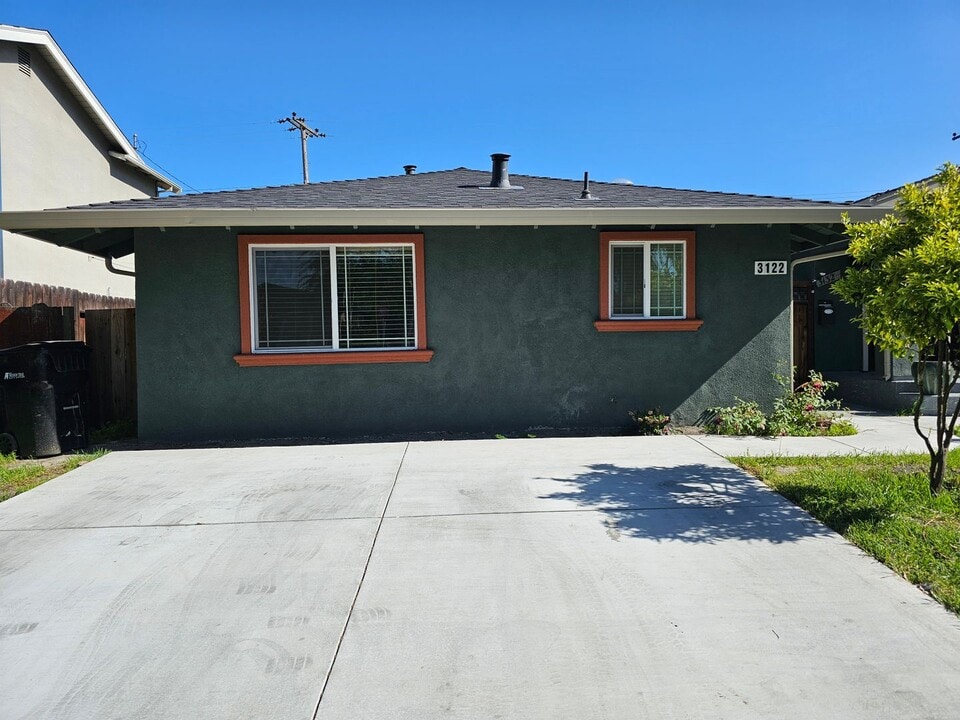 3122 Millar Ave in Santa Clara, CA - Building Photo