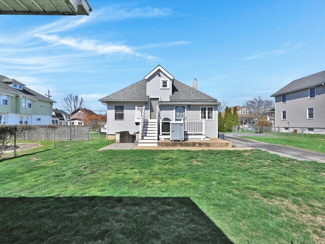 19 Beechwood Rd in Brookhaven, PA - Building Photo - Building Photo