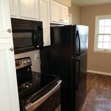 2339 Hawthorne Ct in Bettendorf, IA - Building Photo - Building Photo
