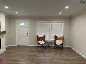 4511 Spencer Dr in Wichita Falls, TX - Foto de edificio - Building Photo