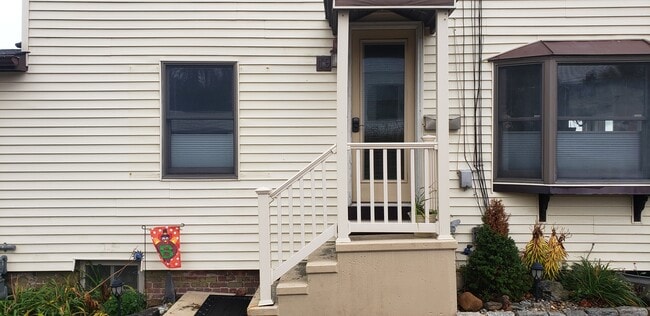 19 Crest Ave, Unit West Haven / West Shore in West Haven, CT - Building Photo - Building Photo