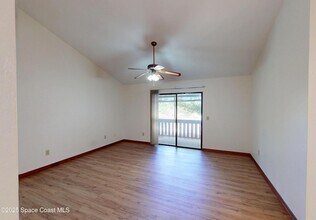 9017 Manchester Ln, Unit 21E in West Melbourne, FL - Building Photo - Building Photo