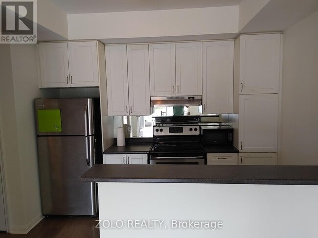 2891-2891 Rio Ct in Mississauga, ON - Building Photo - Building Photo