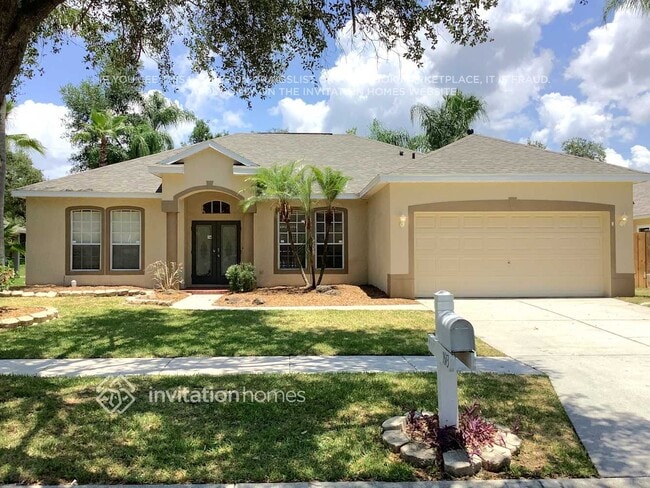 property at 1613 Loriana St