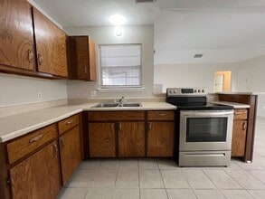 1306 Calle San Marcos in Corpus Christi, TX - Building Photo - Building Photo