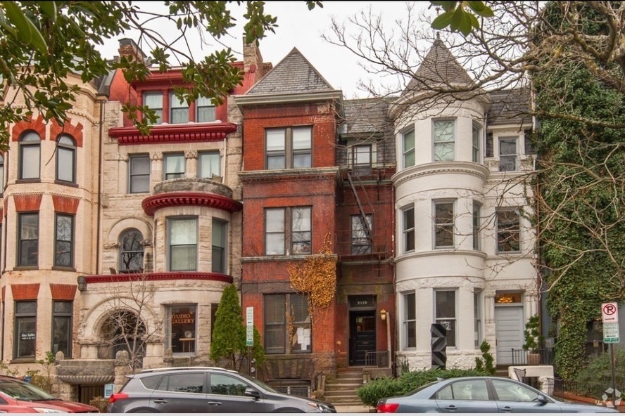 2110 R St NW in Washington, DC - Foto de edificio