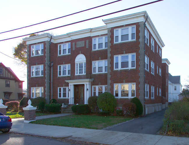 71 Marlboro St in Quincy, MA - Foto de edificio - Building Photo