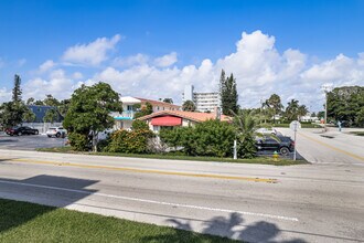 Sea Fair in Deerfield Beach, FL - Foto de edificio - Building Photo