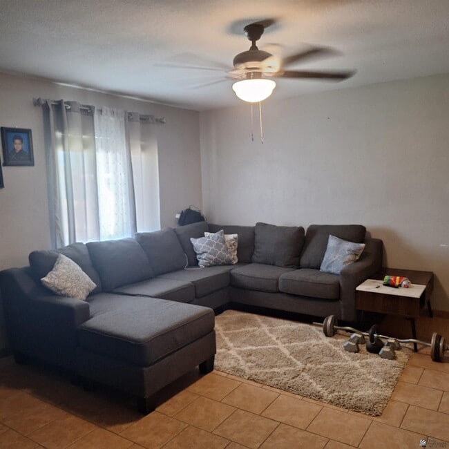 930 E 25th St in Yuma, AZ - Building Photo - Building Photo