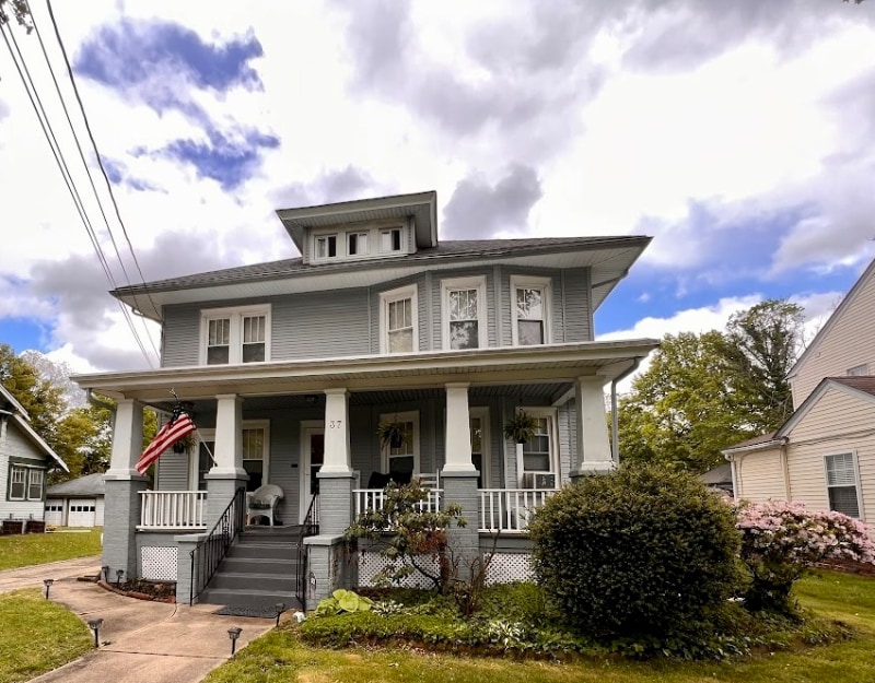 37 Columbia Ave in Vineland, NJ - Building Photo