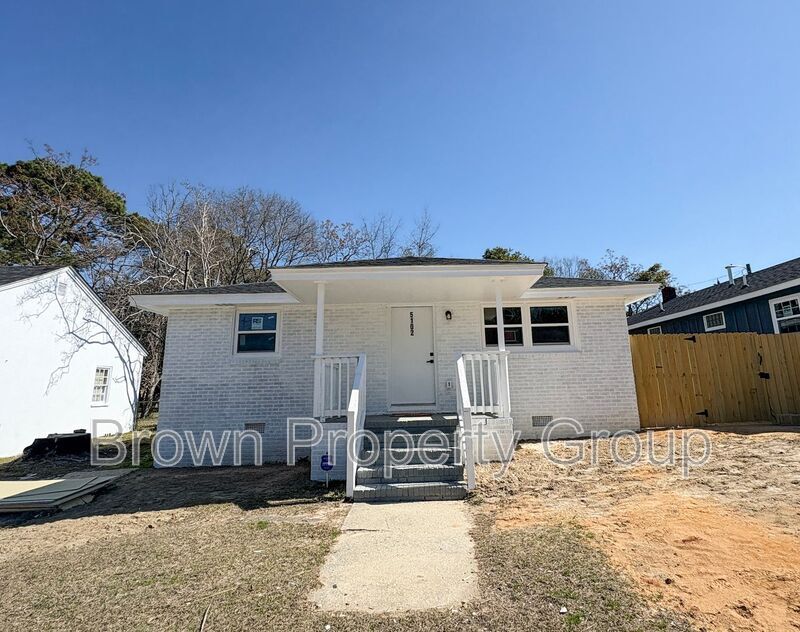 5102 Hodge St in Fayetteville, NC - Building Photo