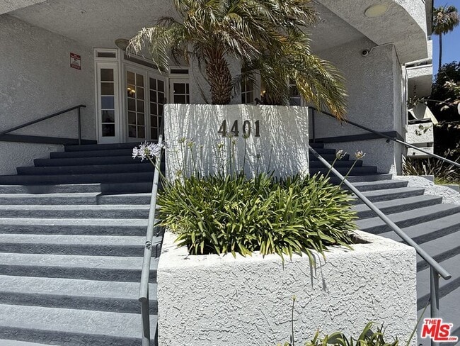 4401 Sepulveda Blvd in Los Angeles, CA - Building Photo - Building Photo