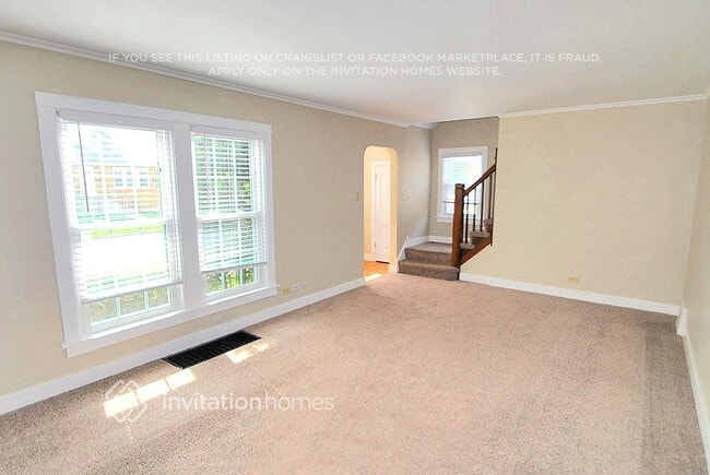 3242 N Oconto Ave in Chicago, IL - Foto de edificio - Building Photo