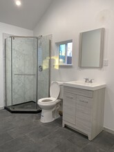 239 Murdock St, Unit 239-A in Richmond, CA - Building Photo - Building Photo