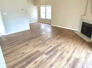 8425 Dixon Ridge Dr in San Antonio, TX - Building Photo - Building Photo