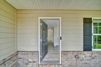 203 Dream Catcher Dr in Lizella, GA - Building Photo - Building Photo