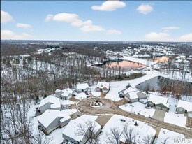 482 Indian Lake Dr in Wright City, MO - Building Photo