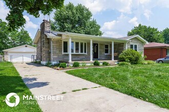 8003 Canna Dr in Louisville, KY - Building Photo - Building Photo