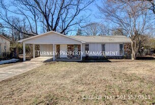 202 Overland Trail in Jacksonville, AR - Building Photo