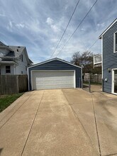 1321 4th St in Moline, IL - Building Photo - Building Photo