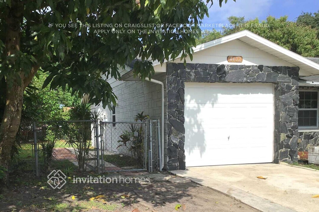 4402 Presidential St in Seffner, FL - Building Photo