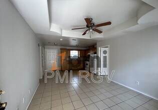 813 E Daffodil Ave in McAllen, TX - Building Photo - Building Photo