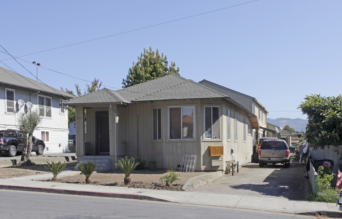 318 Sudden St in Watsonville, CA - Building Photo