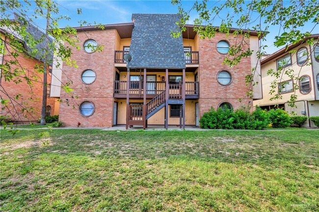 property at 27 S 23rd St