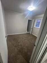 3522 Whitney Ave in Flint, MI - Building Photo - Building Photo