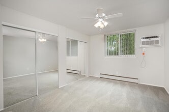 Edgerton Highlands in Maplewood, MN - Foto de edificio - Interior Photo