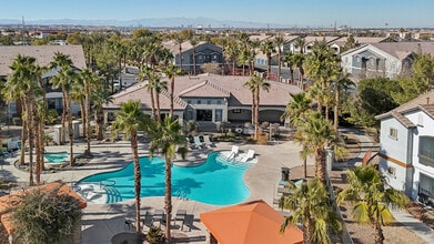 Tesoro Ranch in Las Vegas, NV - Foto de edificio - Building Photo
