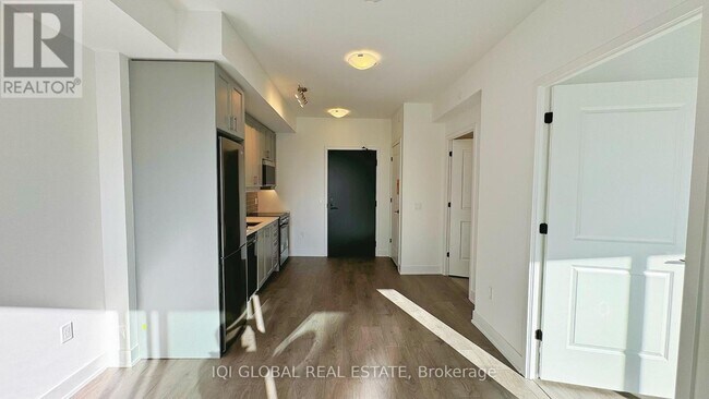 2343 Khalsa Gate in Oakville, ON - Building Photo - Building Photo