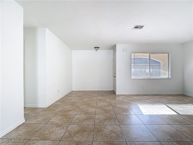 property at 1107 Cape Coral Pkwy W