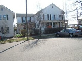 106 N Basil St in Baltimore, OH - Building Photo