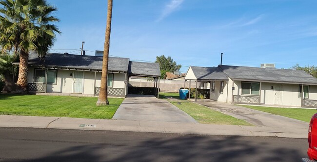 Eugene Place in Phoenix, AZ - Building Photo - Building Photo