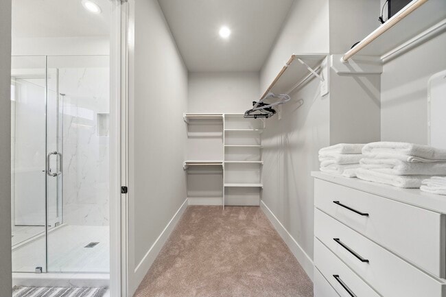 property at 3515 Hutchins St